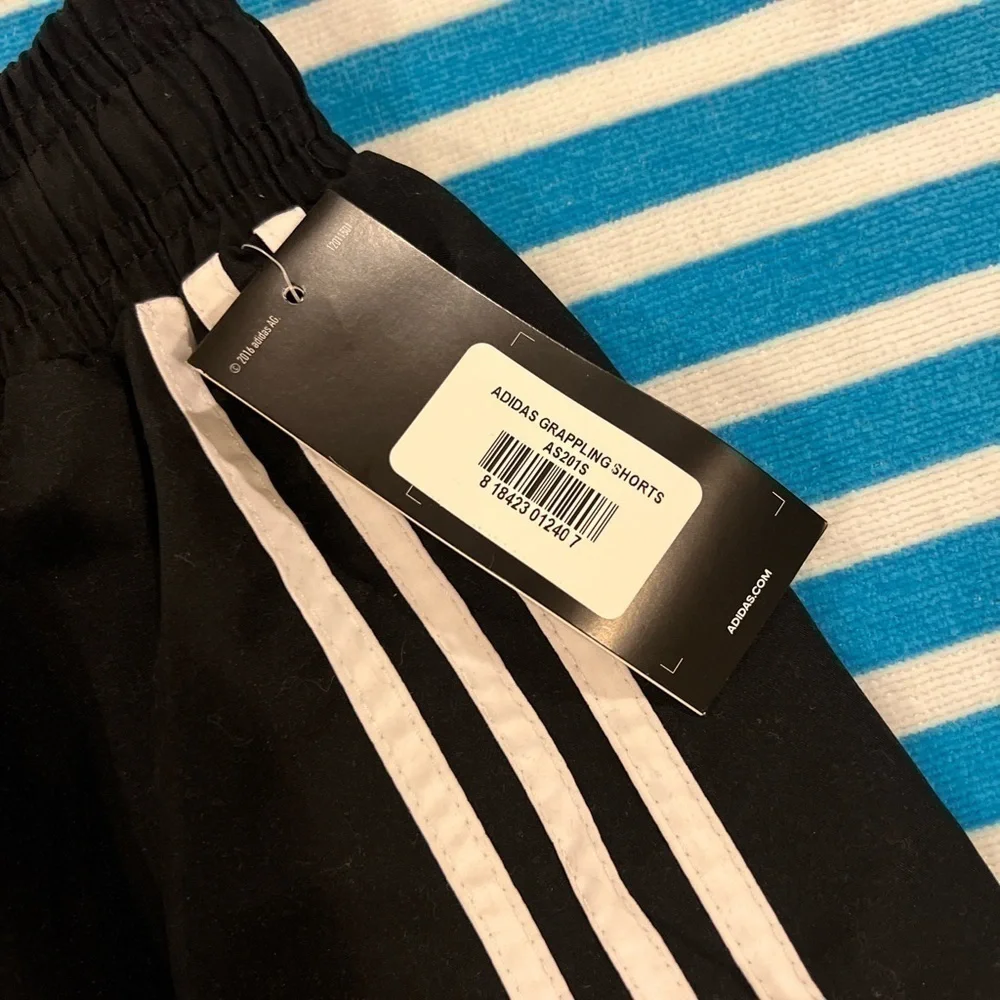 NWT Adidas Men’s Black Grappling Shorts Size Medium